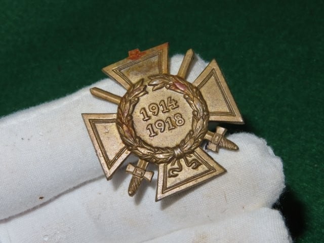 1 & 1/2" 1914-1918 WWI Iron Cross Indian Artifact Arrowhead (1 of 3)