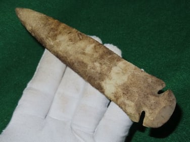 7" Dovetail Indian Artifact Arrowhead