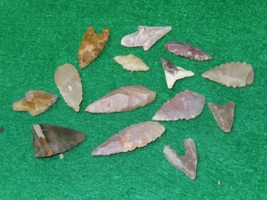 lot of neolithic Points from the Sahara Dessert Northern Africa