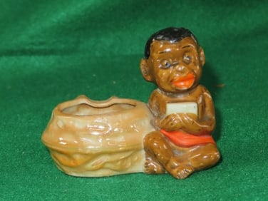 2 & 3/8" Antique baby Figure Indian Artifact Arrowhead