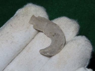1 & 1/4" Flint Fish Hook Indian Artifact Arrowhead