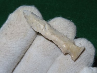 1 & 7/8" Bird Point Indian Artifact Arrowhead