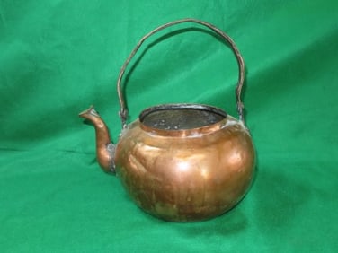 Old Brass/Copper Kettle