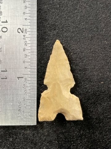 Texas Arrow Point Indian Artifact Arrowhead (1 of 3)
