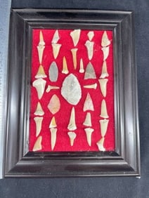 Frame of exceptional Arrowheads from the life-time collection of Michael Knabe frame IS included