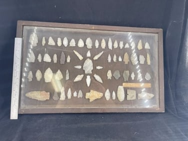Frame of exceptional Arrowheads from the life-time collection of Michael Knabe frame IS included