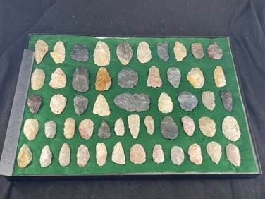 Frame of exceptional Arrowheads from the life-time collection of Michael Knabe frame IS included