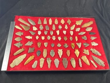 Frame of exceptional Arrowheads from the life-time collection of Michael Knabe frame IS included
