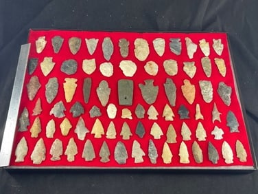 Frame of exceptional Arrowheads from the life-time collection of Michael Knabe frame IS included