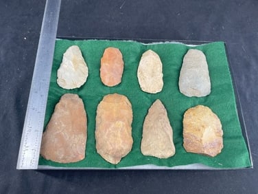 Frame of exceptional Arrowheads from the life-time collection of Michael Knabe frame IS included