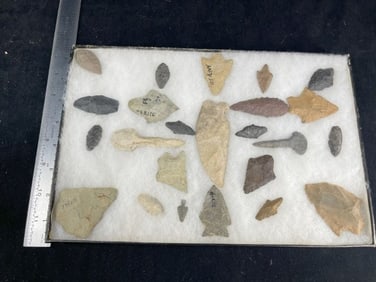 Frame of exceptional Arrowheads from the life-time collection of Michael Knabe frame IS included