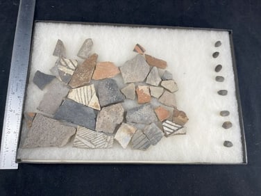 Frame of exceptional Arrowheads from the life-time collection of Michael Knabe frame IS included