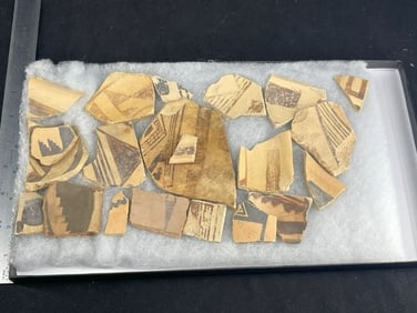 Frame of exceptional Arrowheads from the life-time collection of Michael Knabe frame IS included