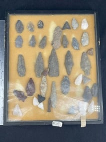 Frame of exceptional Arrowheads from the life-time collection of Michael Knabe frame IS included