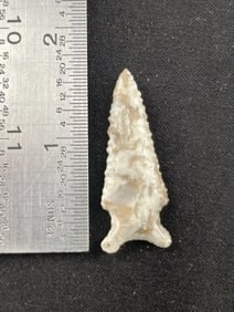 Arrow Point Indian Artifact Arrowhead