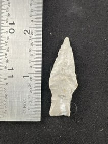 Arrow Point Indian Artifact Arrowhead