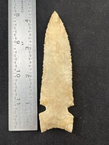Graham Cave Indian Artifact Arrowhead