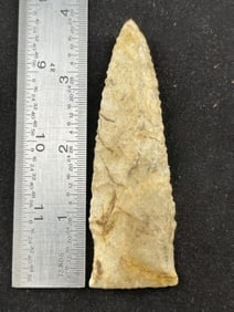 3 & 3/4" Scottsbluff Indian Artifact Arrowhead