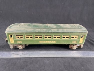Lionel Metal early Train Car