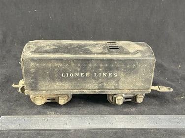 Lionel Metal early Train Car