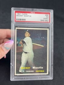 1957 Topps Mickey Mantle Baseball Card