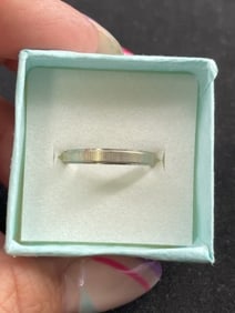 14K Carat 1.9G size 6 Gold Ring