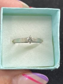 14K Carat 2.3G size 6 Gold Ring