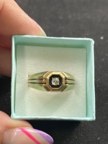 14K 5.9G Gold Ring size 10