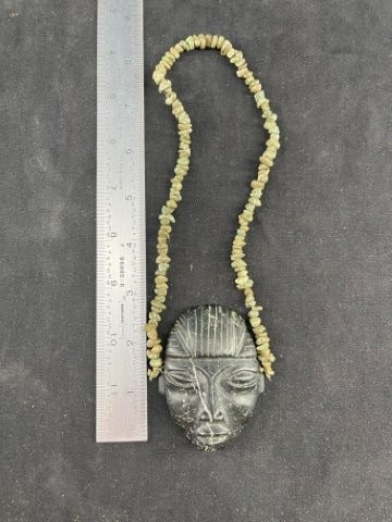 Stone Face Effigy Necklace Indian Artifact Arrowhead (1 of 3)