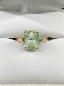 10K 2.5G Gold Ring Size 6