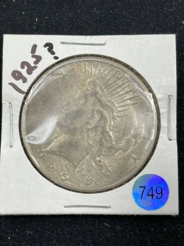 1925 Peace Silver Dollar Coin (1 of 2)