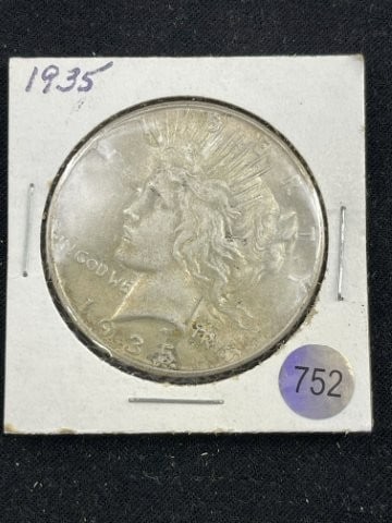 1935 Peace Silver Dollar Coin (1 of 2)