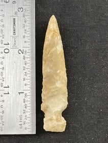 Side Notch Indian Artifact Arrowhead