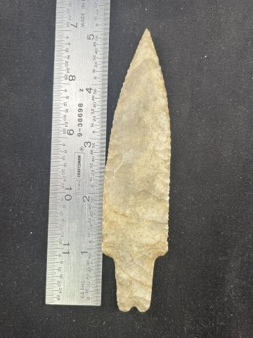 Pedernales Indian Artifact Arrowhead (1 of 3)