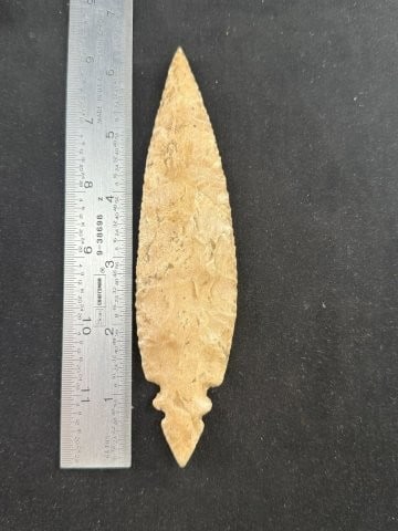 6 & 1/4" Double Notch Turkeytail Indian Artifact Arrowhead (1 of 3)