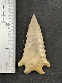 2 & 1/5" Pine Tree Indian Artifact Arrowhead