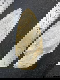 Stemmed Point Indian Artifact Arrowhead: KEY WORDS: INDIAN ARTIFACT ARTIFACTS ARROWHEAD ARROWHEADS NATIVE AMERICAN MISSISSIPPIAN QUAPAW CADDO POTTERY COINS MORGAN DOLLAR PEACE DOLLAR SILVER COINS Arkansas. Now taking in consignments for pre-