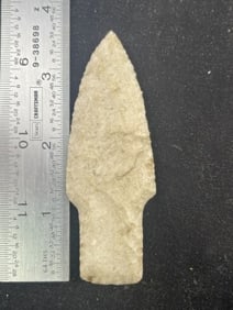 3 & 5/8" Scottsbluff Indian Artifact Arrowhead