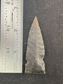 Side Notch Indian Artifact Arrowhead