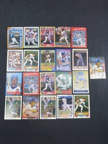 21 Ryne Sandberg Baseball Cards