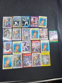 21 Ryne Sandberg Baseball Cards