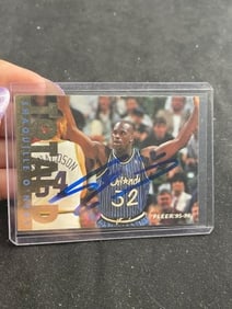 Shaq O'Neal Hand Signed Authentic Autograph