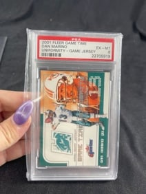 2001 Fleer Game Time Dan Marino Football Card