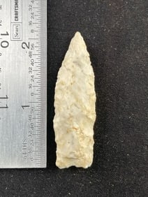 Arrow Point Indian Artifact Arrowhead
