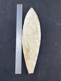 Large Chipped Spear Point Indian Artifact Arrowhead