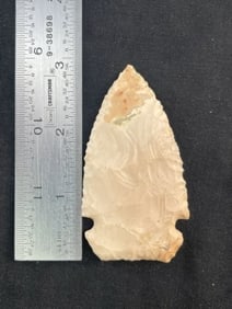 Side Notch Indian Artifact Arrowhead