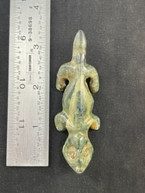 Stone Lizard Effigy Indian Artifact Arrowhead