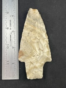 Hardin with a tip ding Indian Artifact Arrowhead