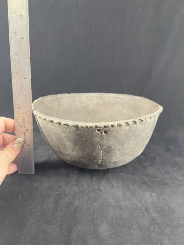 Mississippian Pie Crust Bowl minor repair Indian Artifact Arrowhead (1 of 5)