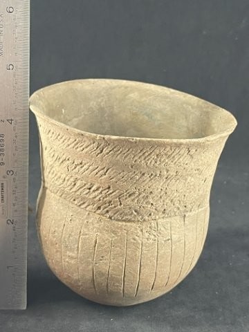 Miniature Caddo Military Road Minor Repair extremely nice Pottery Vessel (1 of 5)